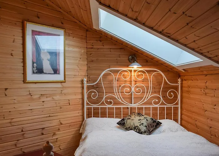 Gorgeous In With Wifi *